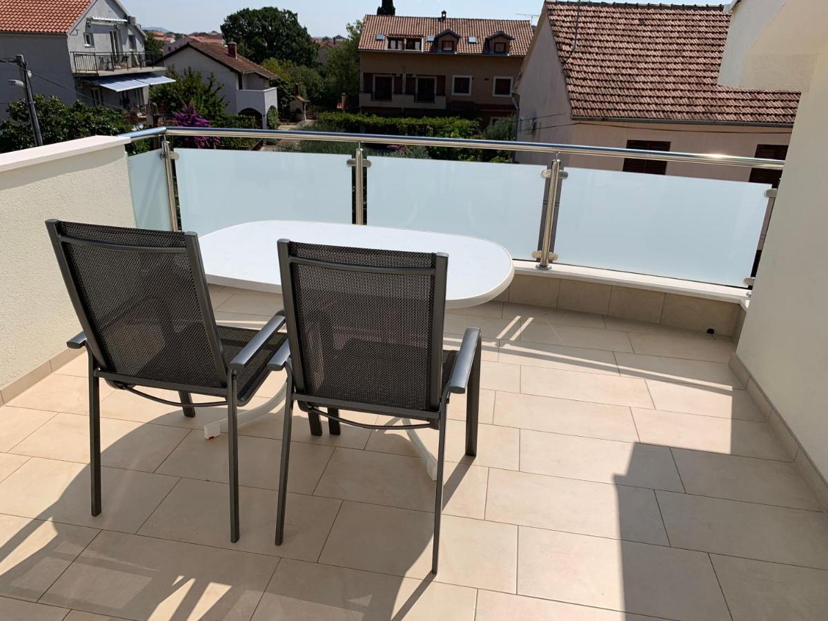 Apartments Dumancic Биоград на Мору Екстериор снимка