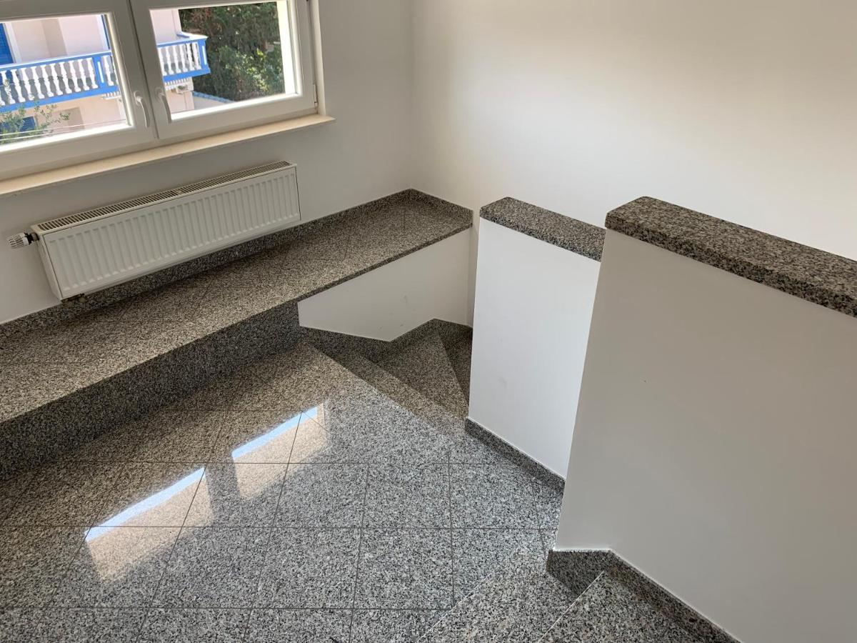 Apartments Dumancic Биоград на Мору Екстериор снимка